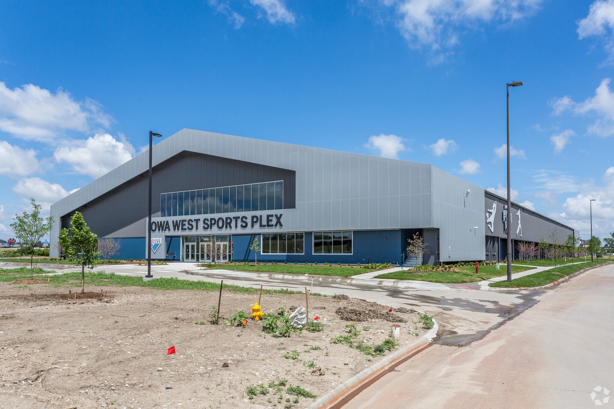 3260 Mid America Dr, Council Bluffs, IA for lease Building Photo- Image 1 of 19