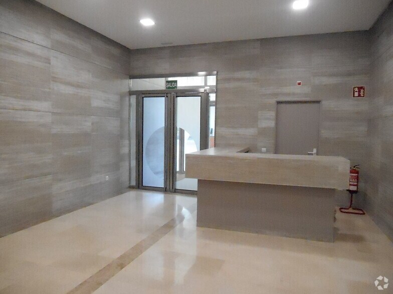 Office in Madrid, Madrid for lease - Building Photo - Image 3 of 11