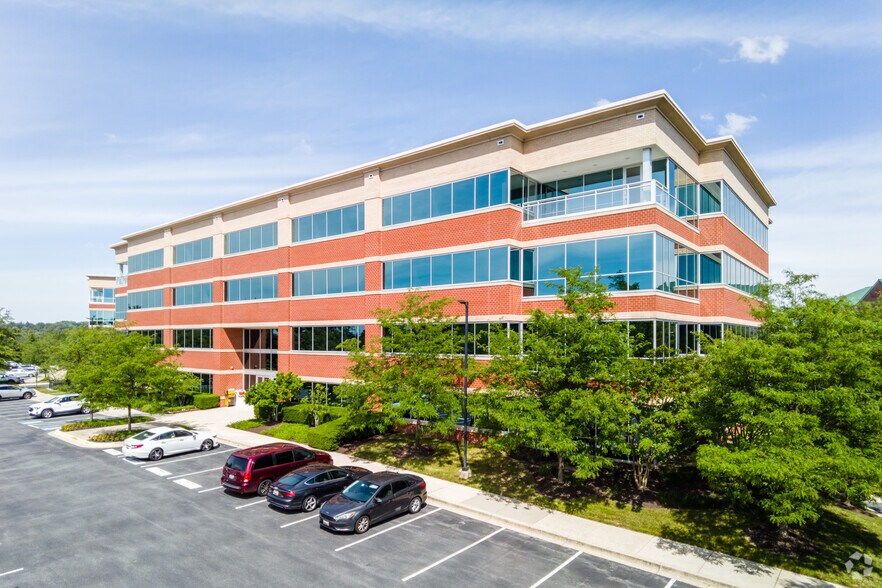 7850 Walker Dr, Greenbelt, MD à louer - Photo du bâtiment - Image 2 de 6