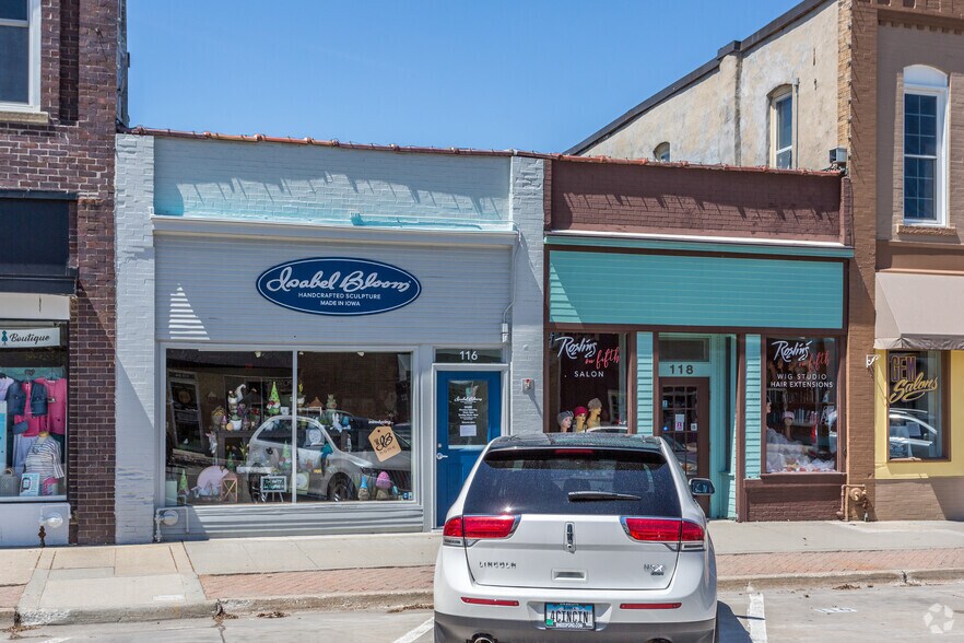 116 5th St, West Des Moines, IA à louer - Photo du bâtiment - Image 1 de 10