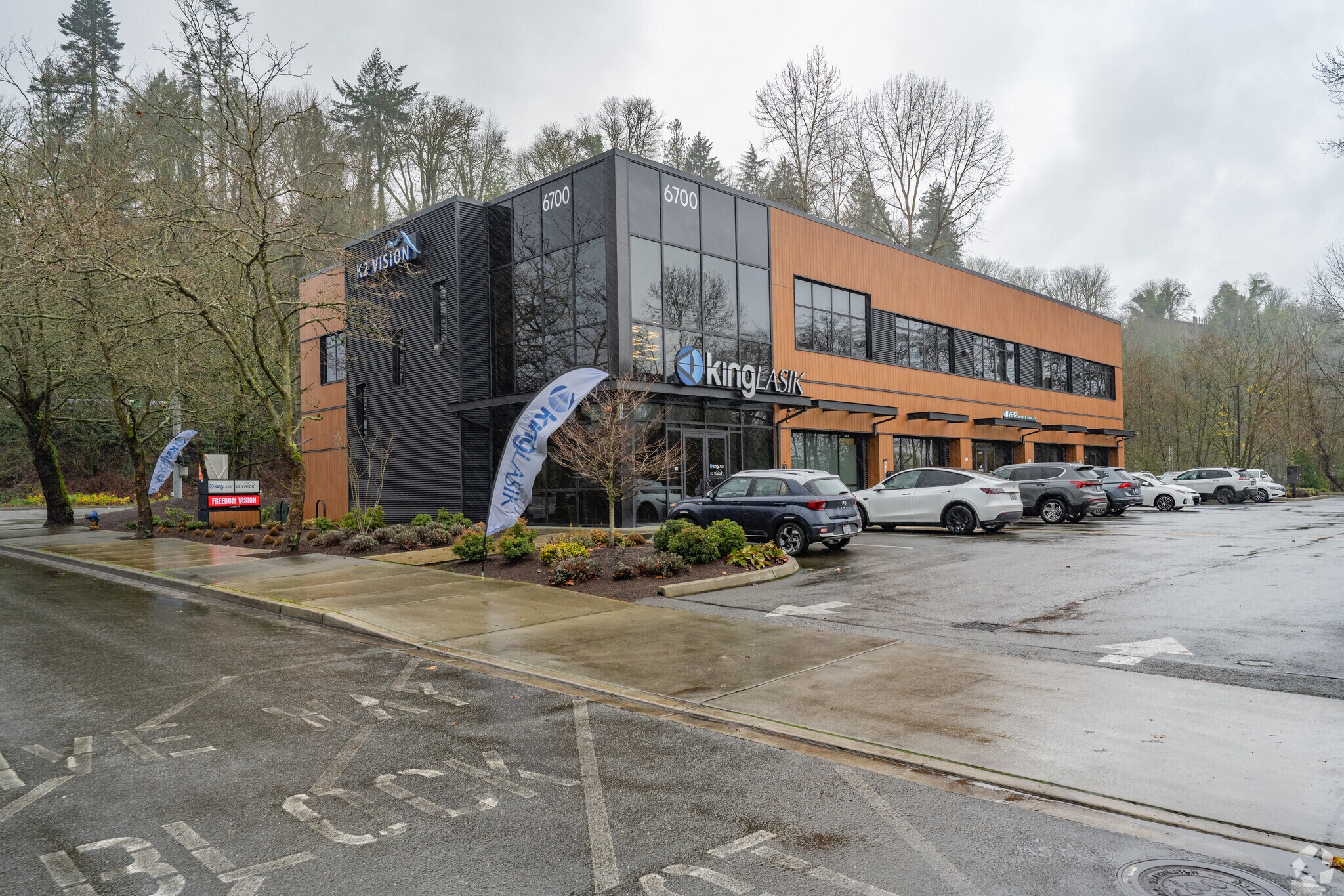 6700 Fort Dent Way, Tukwila, WA for lease Primary Photo- Image 1 of 6