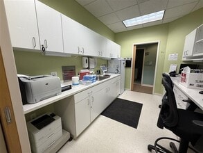 410 Park Pl, Mishawaka, IN à louer Photo intérieure- Image 1 de 4