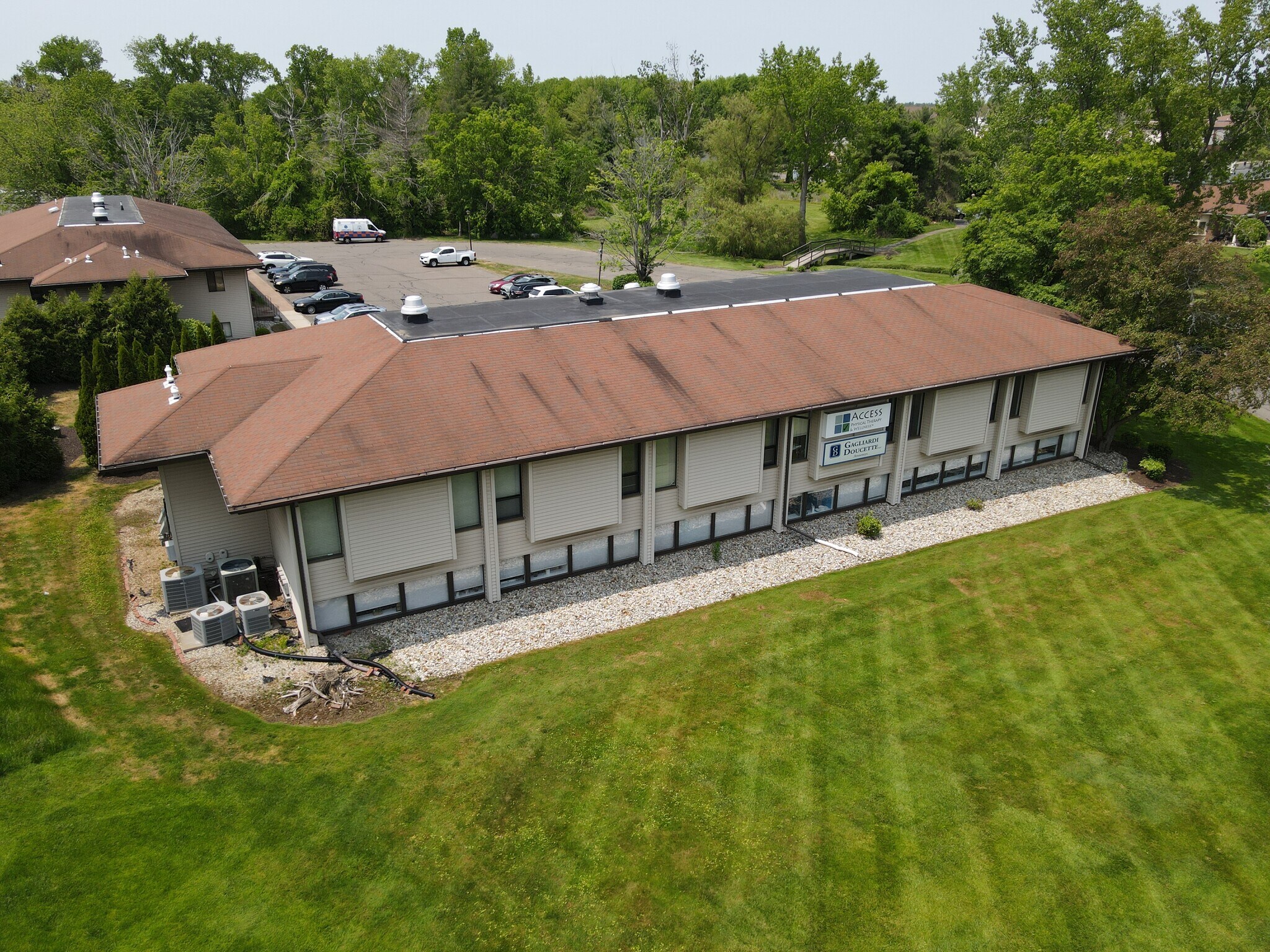 435 Buckland Rd, South Windsor, CT à louer Photo du bâtiment- Image 1 de 3