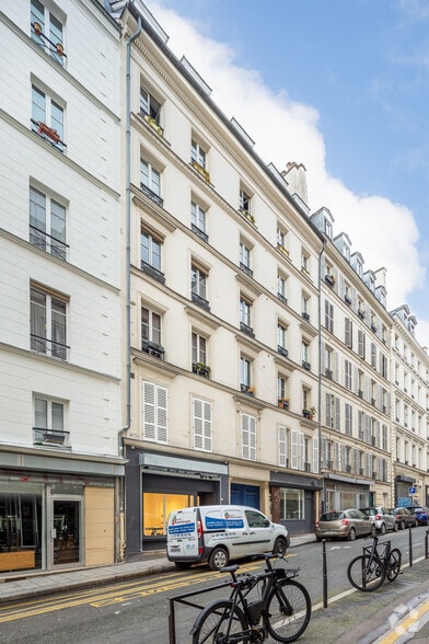 7 Rue Charles-François Dupuis, Paris à louer - Photo du bâtiment - Image 2 de 3