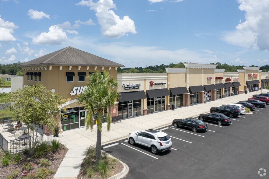 6765 Dunn Ave, Jacksonville, FL for lease - Building Photo - Image 2 of 6