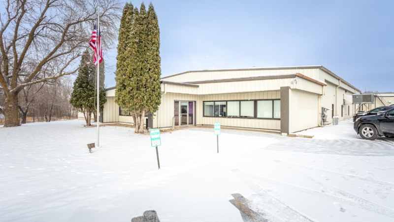 105 Donovan Dr, Alexandria, MN for sale - Building Photo - Image 3 of 4