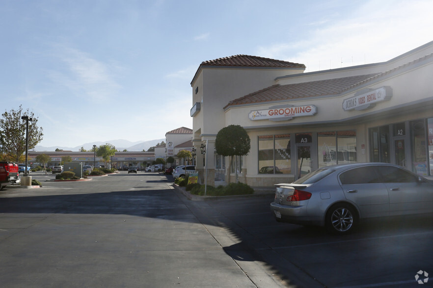 37931 47th St E, Palmdale, CA for sale - Primary Photo - Image 1 of 1