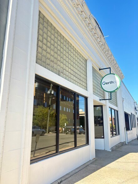 112 S Duke St, Durham, NC à louer - Photo du bâtiment - Image 2 de 54