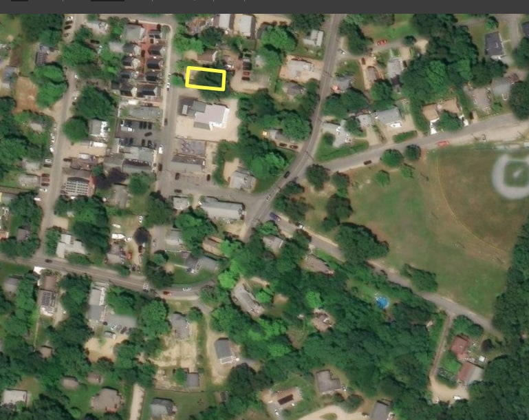 112 Dukes County Ave, Vineyard Haven, MA for sale Primary Photo- Image 1 of 7