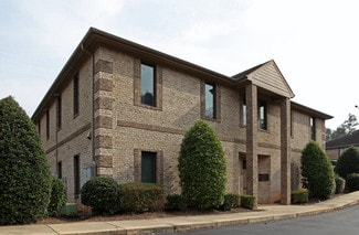 Plus de détails pour 1300 SE Maynard Rd, Cary, NC - Bureau à vendre