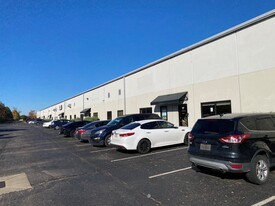 3341 Centerpoint Dr, Grove City OH - Warehouse