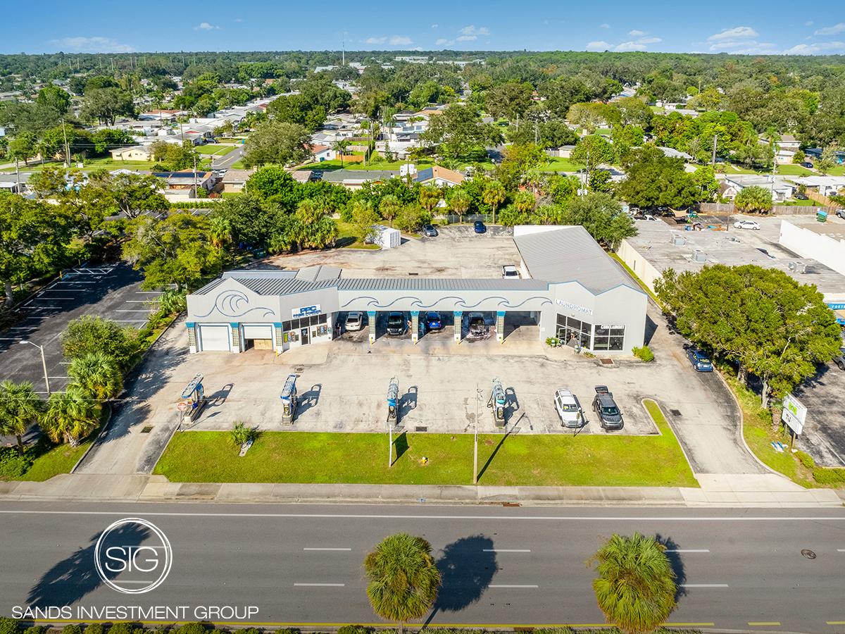 9300 Seminole Blvd, Seminole, FL à vendre Photo du b timent- Image 1 de 6