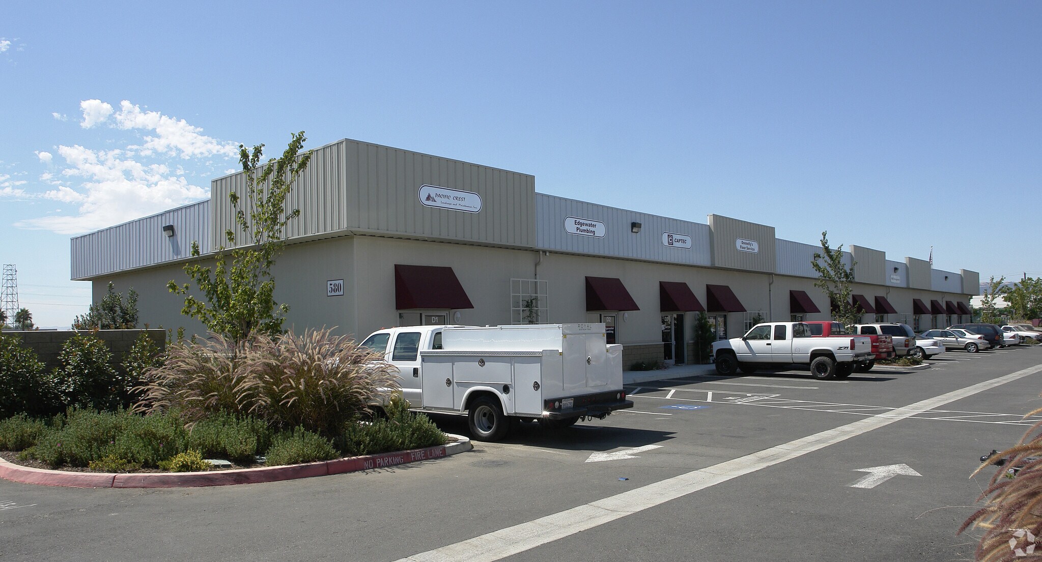 580 Valdry Ct, Brentwood, CA for lease Primary Photo- Image 1 of 9