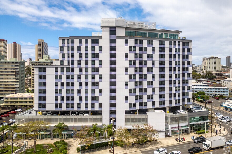 2615 S King St, Honolulu, HI à louer - Photo du bâtiment - Image 2 de 4