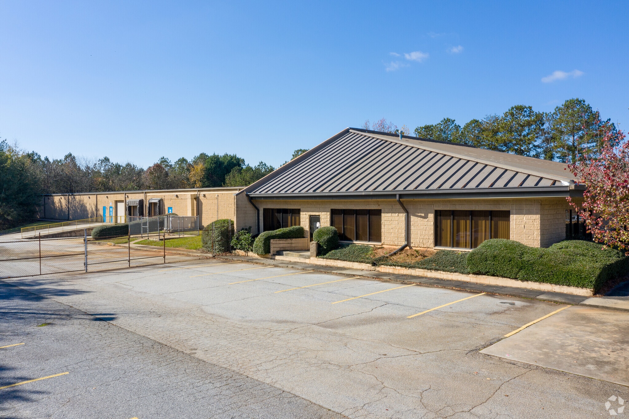 5205 Snapfinger Woods Dr, Decatur, GA for lease Primary Photo- Image 1 of 5