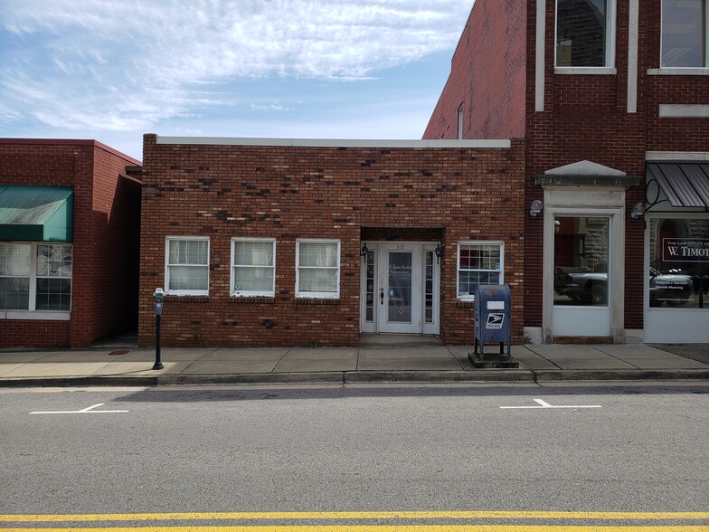 312 Franklin St, Clarksville, TN for lease - Building Photo - Image 1 of 2