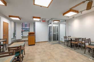 1426-1428 Rue Stanley, Montréal, QC à louer Photo intérieure- Image 2 de 7