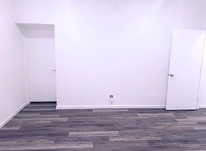 215 High St, Mount Holly, NJ for lease Interior Photo- Image 1 of 7