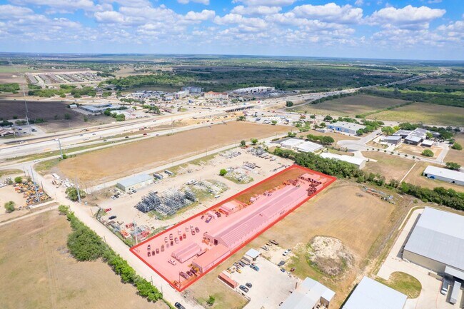 Plus de détails pour 2511 N Heideke St, Seguin, TX - Industriel à louer
