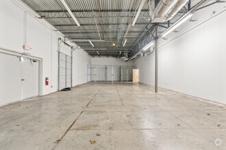 1000 Holcomb Woods Pky, Roswell, GA for lease Interior Photo- Image 2 of 3