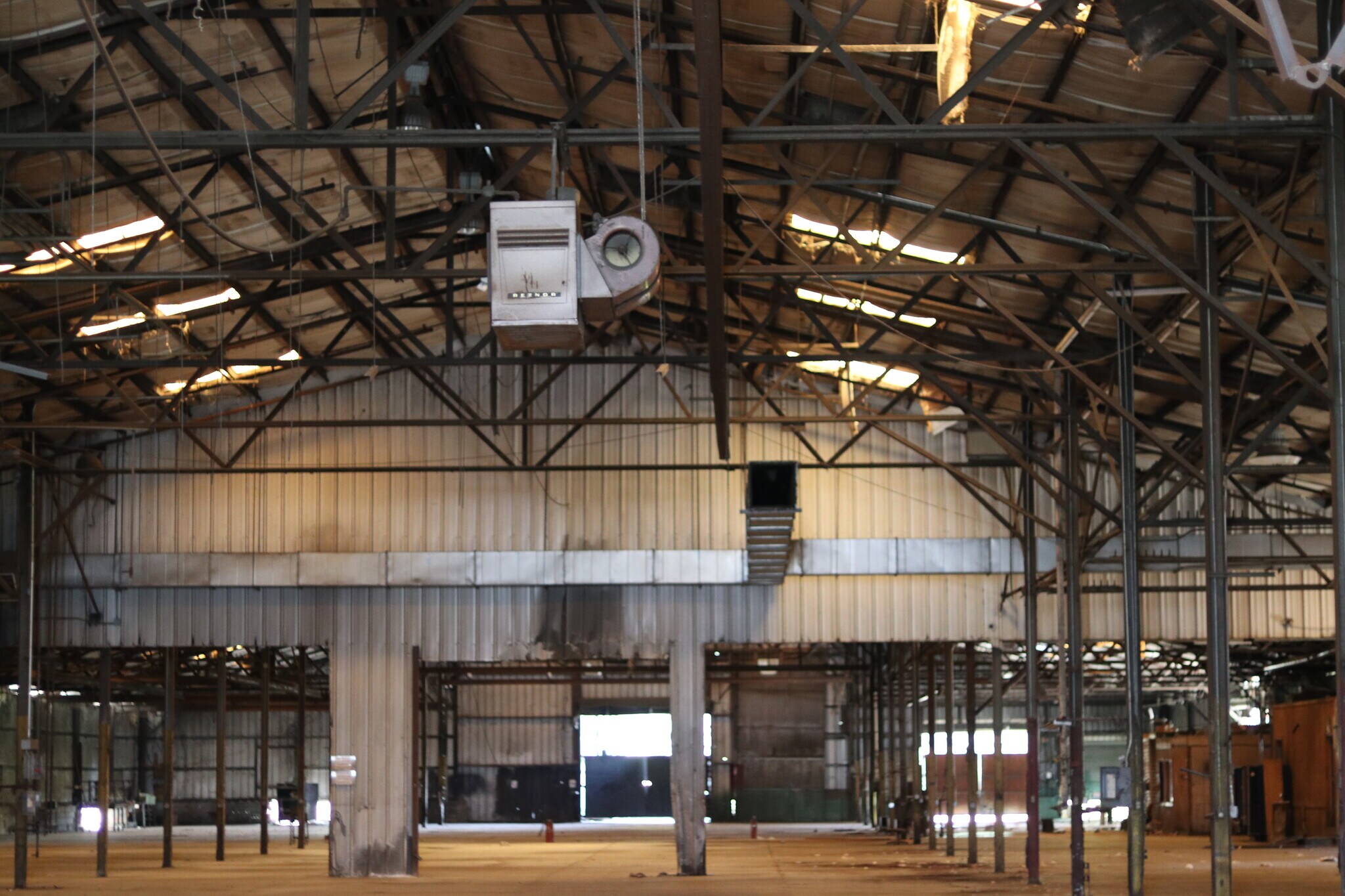 2-4 N Gill St, Hazlehurst, GA à louer Photo intérieure- Image 1 de 3