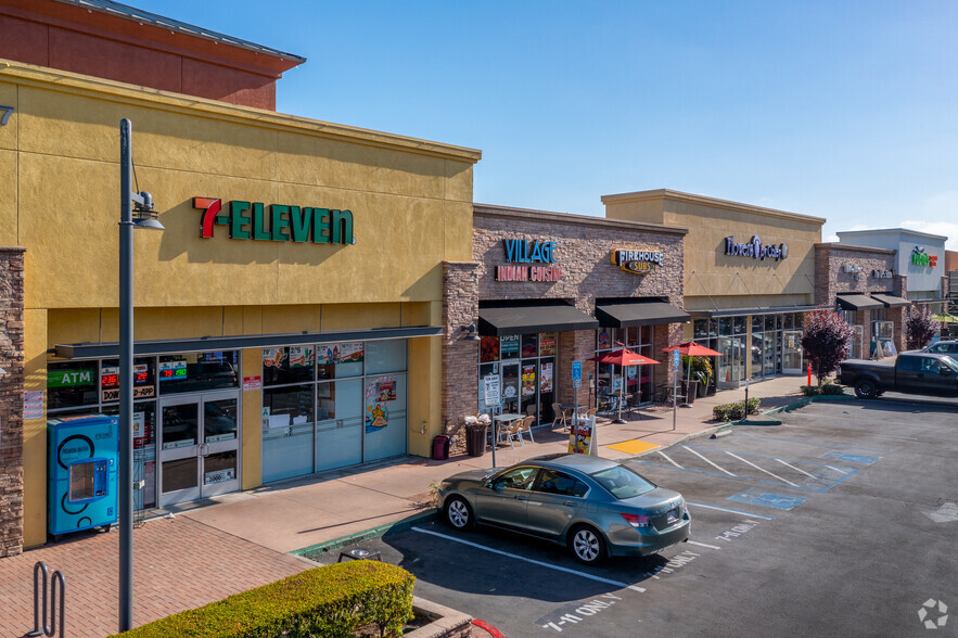 9187 Clairemont Mesa Blvd, San Diego, CA for lease - Building Photo - Image 3 of 7