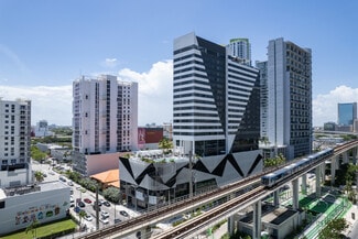 More details for 115 SW 8th St, Miami, FL - Retail for Sale