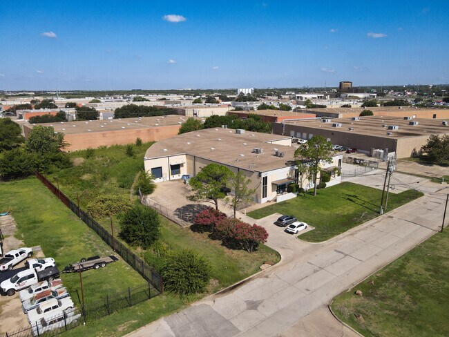 More details for 1241-1243 Majesty Dr, Dallas, TX - Industrial for Lease