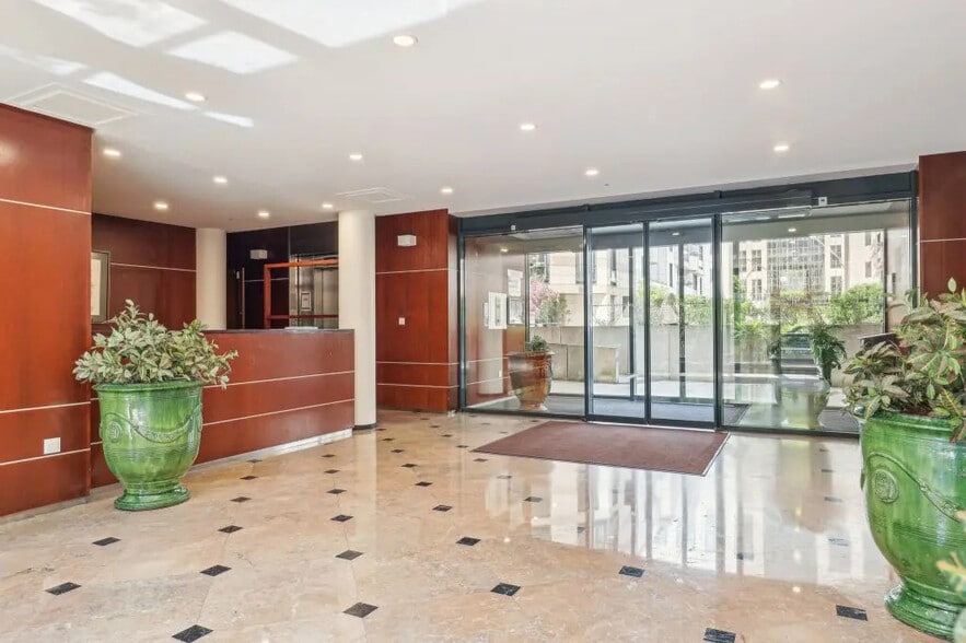 11 Allée Nicéphore Niepce, Vincennes à louer - Photo du bâtiment - Image 2 de 8