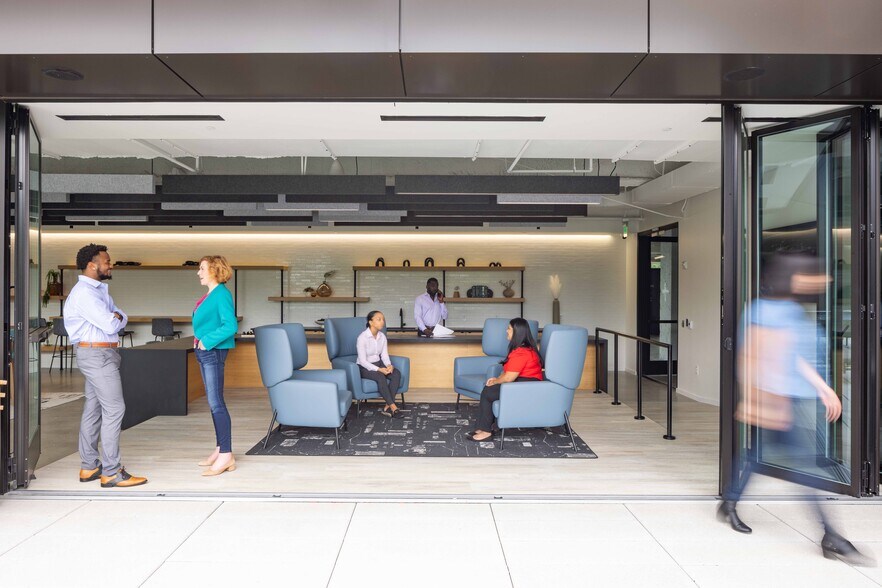 5600 Glenridge Dr NE, Atlanta, GA à louer - Photo intérieure - Image 3 de 15