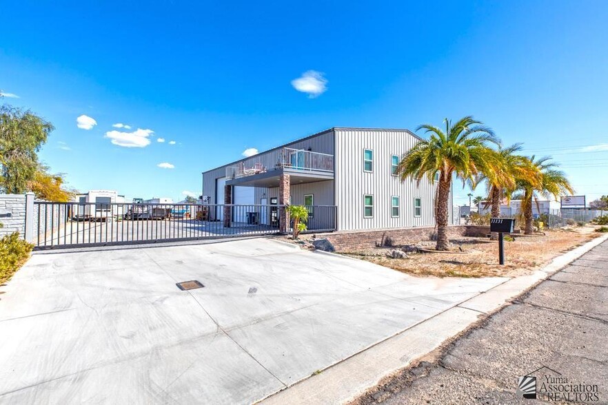 11131 S Desert Air Blvd, Yuma, AZ for sale - Primary Photo - Image 1 of 35