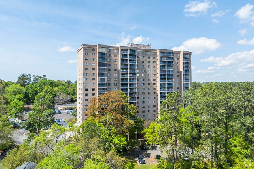 1825 St. Julian Pl, Columbia, SC à louer - Photo du bâtiment - Image 2 de 5