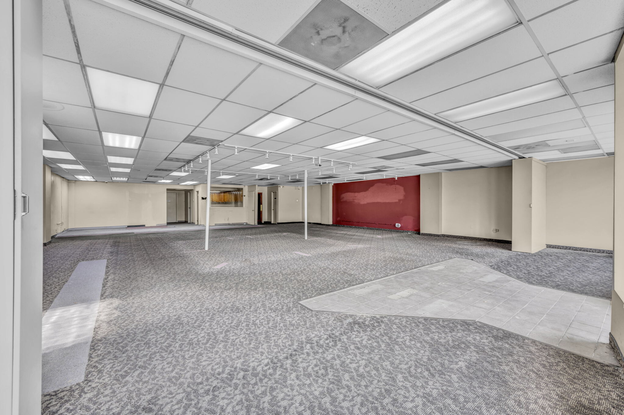 5220-5250 Northfield Rd, Maple Heights, OH for lease Interior Photo- Image 1 of 24