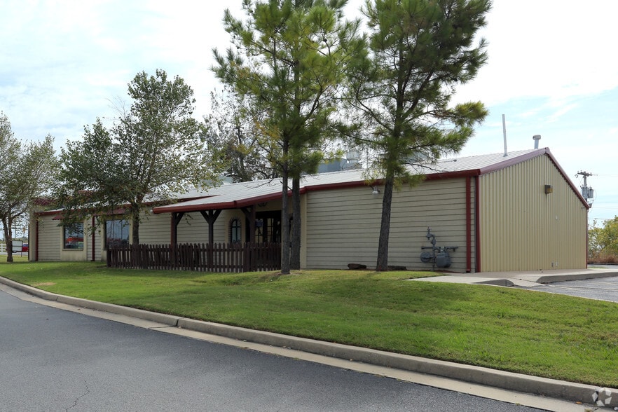 7708 N Owasso Expy, Owasso, OK for sale - Building Photo - Image 3 of 3