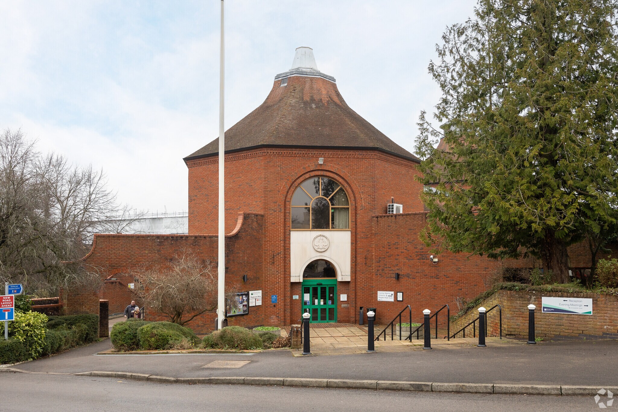 Reigate Rd, Dorking à louer Photo du bâtiment- Image 1 de 3