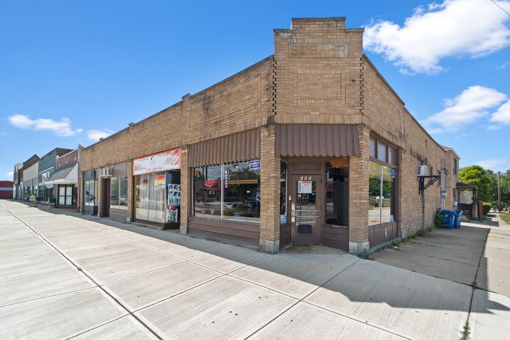 602-608 E 185th St, Cleveland, OH for sale Building Photo- Image 1 of 48