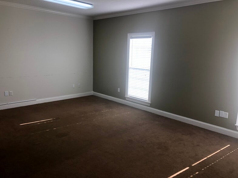 130 Southpointe Dr, Byram, MS à louer - Photo intérieure - Image 3 de 5