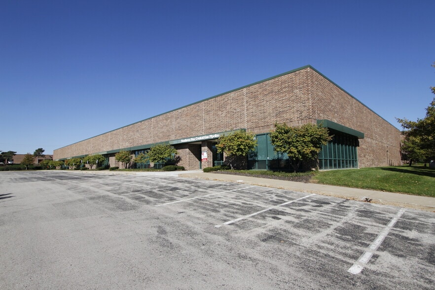 13400-13428 W 99th St, Lenexa, KS à louer - Photo du bâtiment - Image 3 de 5