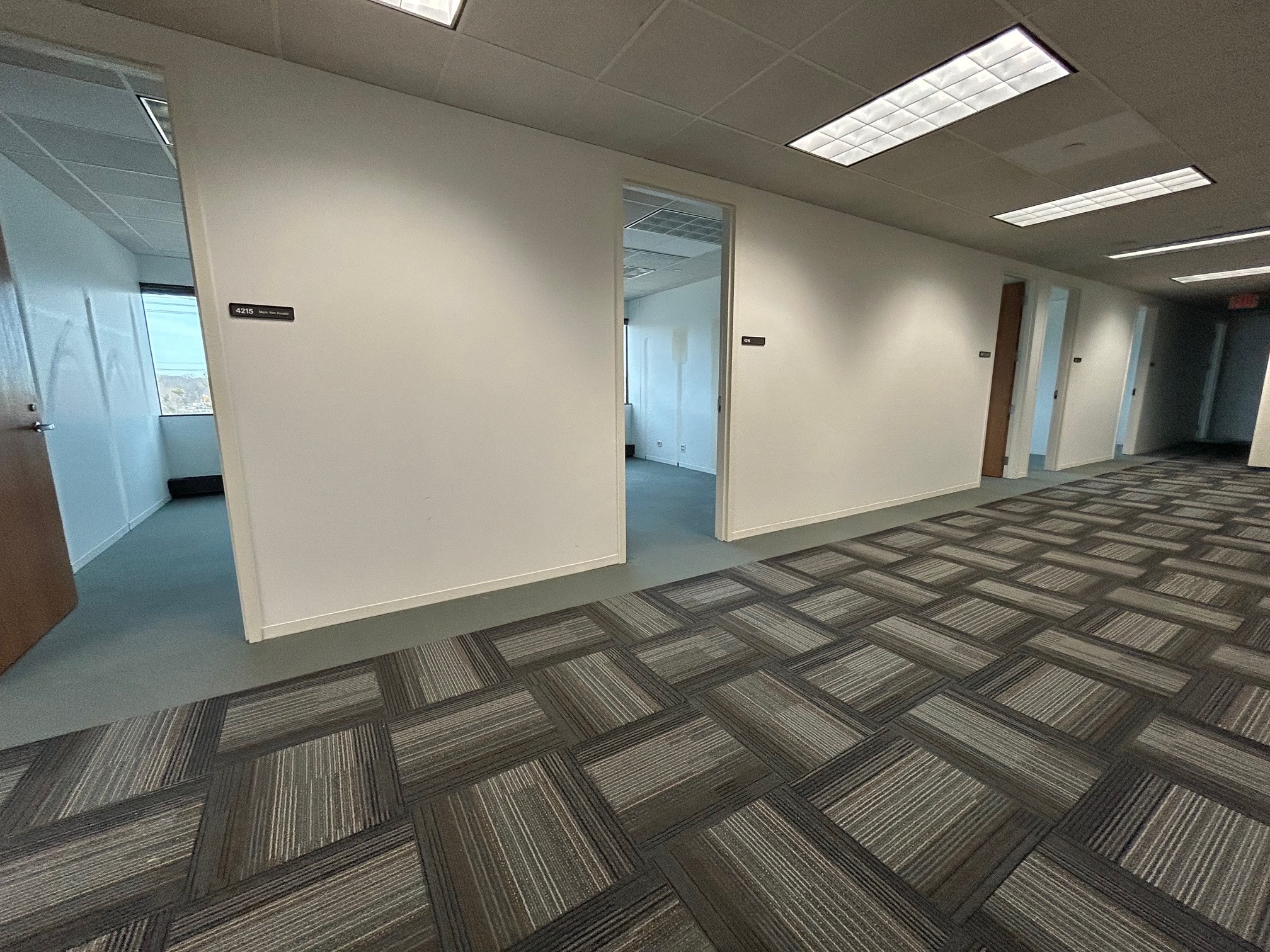 5202 Old Orchard Rd, Skokie, IL à louer Photo intérieure- Image 1 de 5