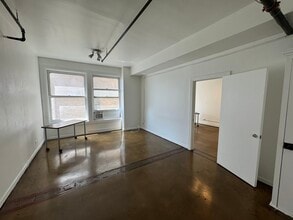 453 S Spring St, Los Angeles, CA for lease Interior Photo- Image 2 of 6