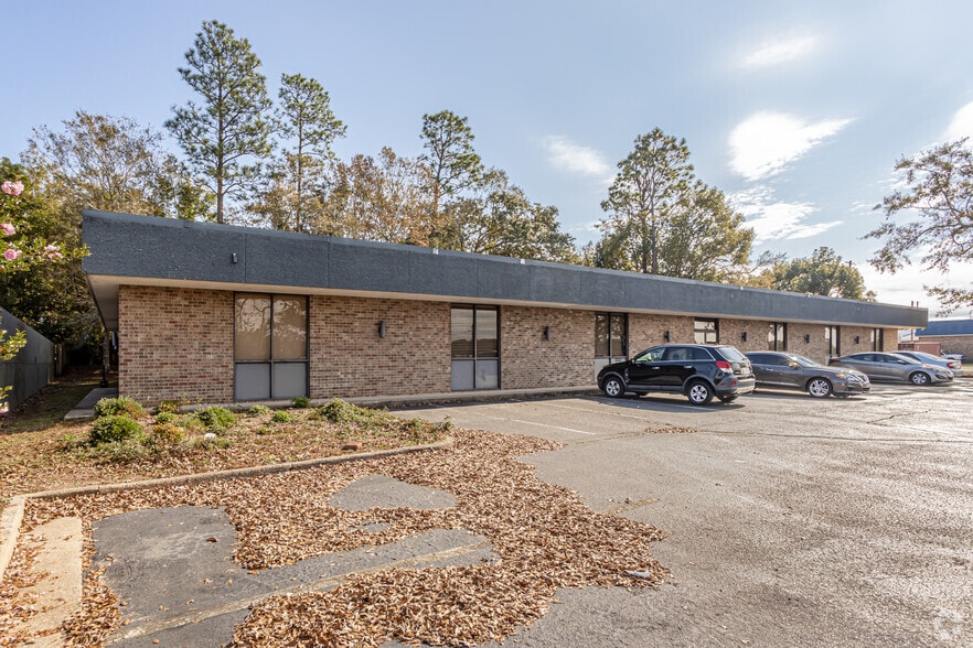 3315 Demetropolis Rd, Mobile, AL for sale - Building Photo - Image 2 of 27