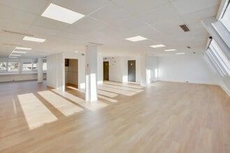 125 Rue Aristide Briand, Levallois-Perret for lease Interior Photo- Image 1 of 7