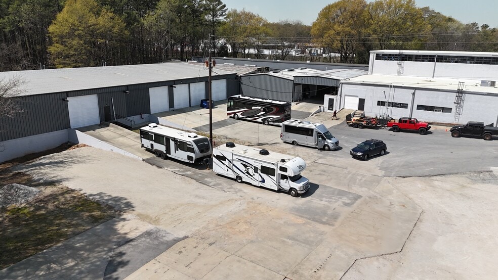 1405 Owenby Dr, Marietta, GA for lease - Building Photo - Image 2 of 9