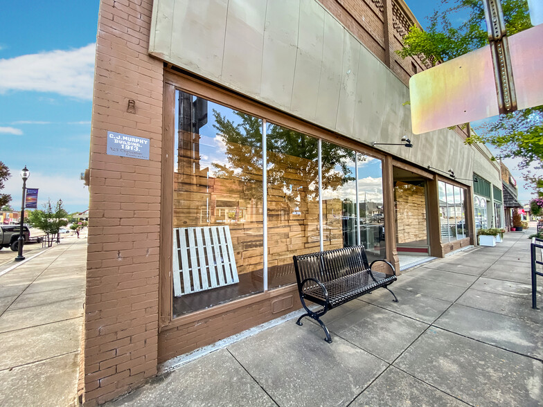 12 W Main St, Booneville, AR for sale - Primary Photo - Image 1 of 1