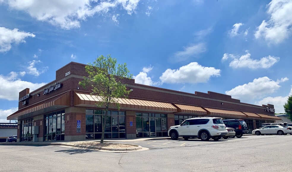 2848 2nd St S, Saint Cloud, MN à louer - Photo du bâtiment - Image 1 de 5