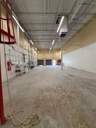 More details for 8102 Blanding Blvd, Jacksonville, FL - Industrial for Lease