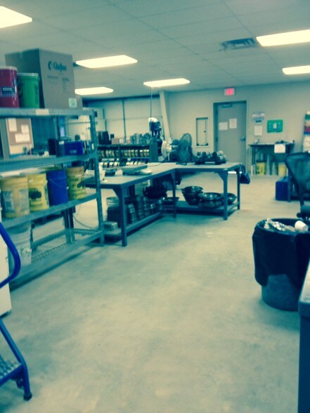 2120 Brandon Dr, Tyler, TX à vendre - Photo du bâtiment - Image 2 de 19