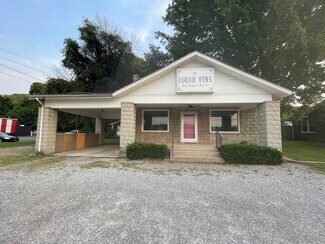 Plus de détails pour 312 W Main St, Waverly, TN - Commerce de détail à vendre