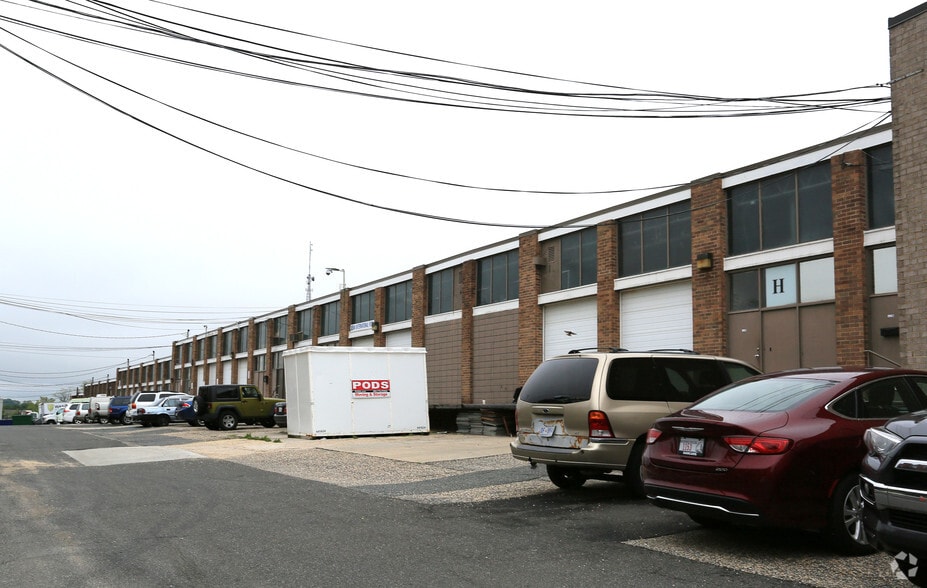 5760-5788 2nd St NE, Washington, DC for lease - Building Photo - Image 2 of 7