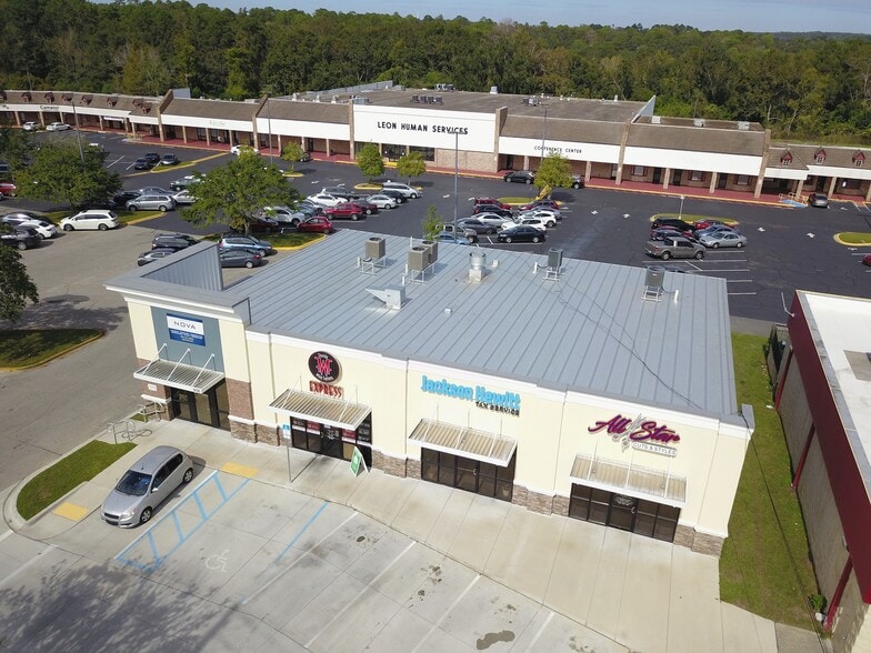 950 W Tharpe St, Tallahassee, FL à louer - Photo du bâtiment - Image 3 de 4